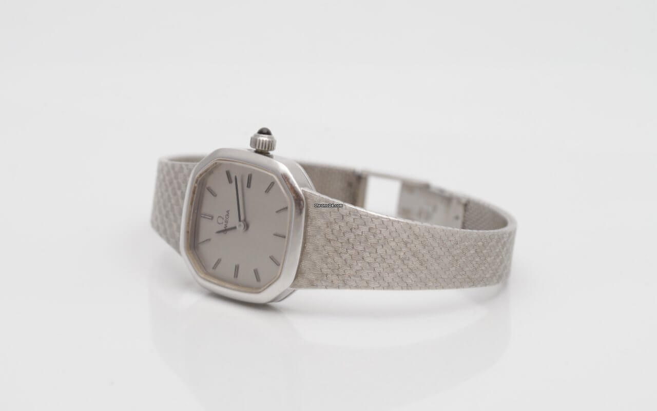 Omega De Ville 9ct White Gold Manual Wind Ladies Vintage Watch