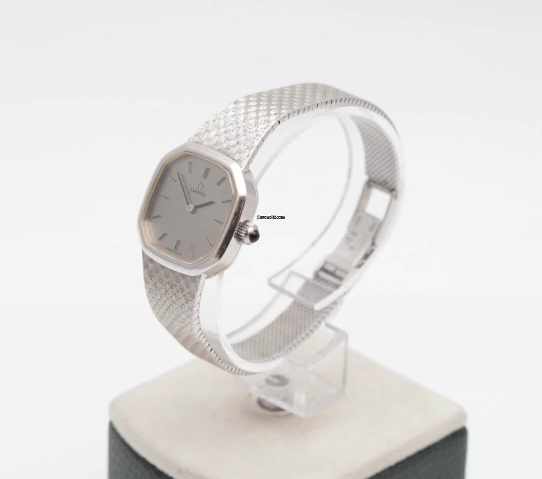 Omega De Ville 9ct White Gold Manual Wind Ladies Vintage Watch