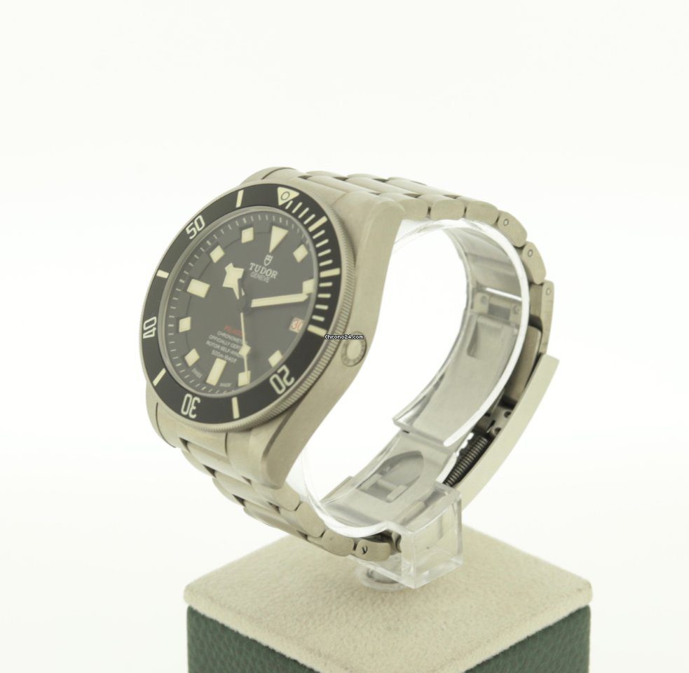Tudor Pelagos Titanium Left 42mm Automatic Box/Papers