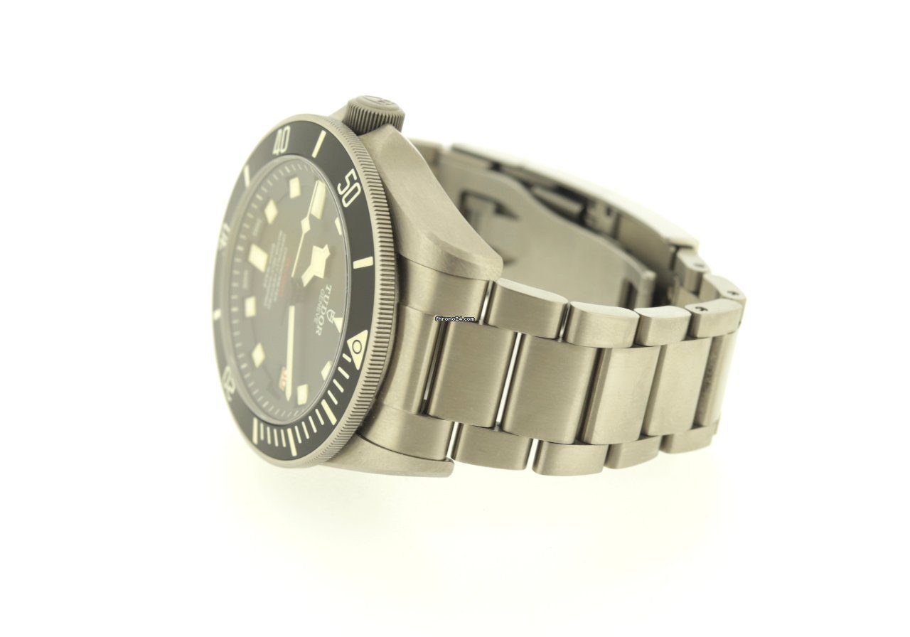 Tudor Pelagos Titanium Left 42mm Automatic Box/Papers