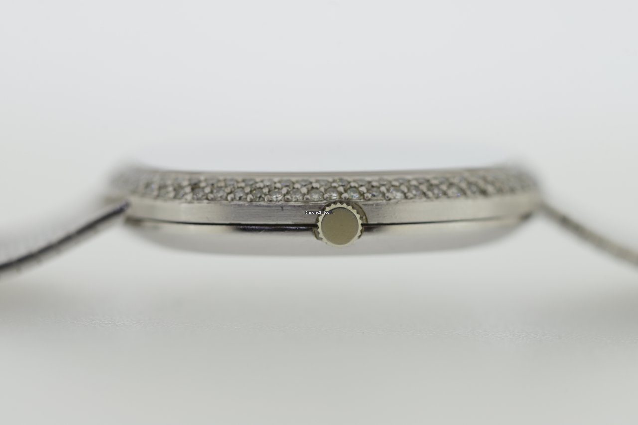 Audemars Piguet 18k White Gold & Diamonds Bezel Automatic Circa 80 Audemars Piguet 18k White Gold & Diamonds Bezel Automatic Circa 80