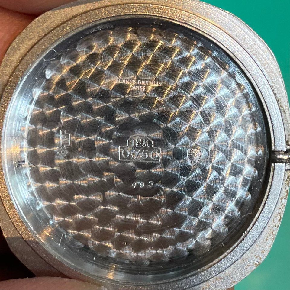 Audemars Piguet 18k White Gold & Diamonds Bezel Automatic Circa 80 Audemars Piguet 18k White Gold & Diamonds Bezel Automatic Circa 80