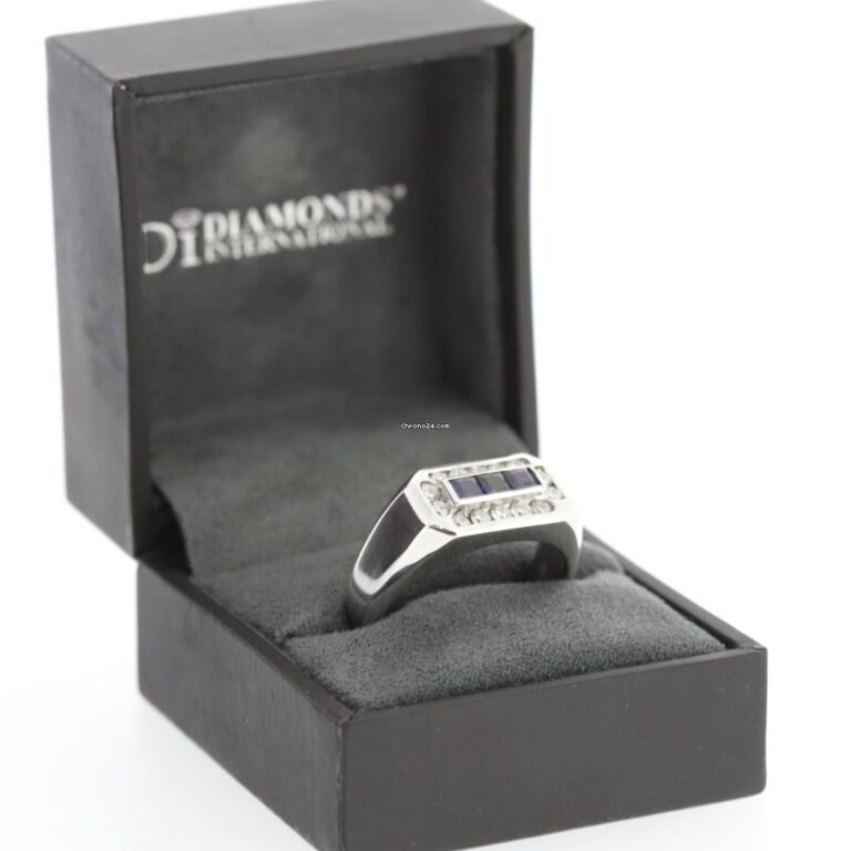 14K White Gold Blue Sapphire Diamond Ring 14K White Gold 3 Tier Diamond Ring