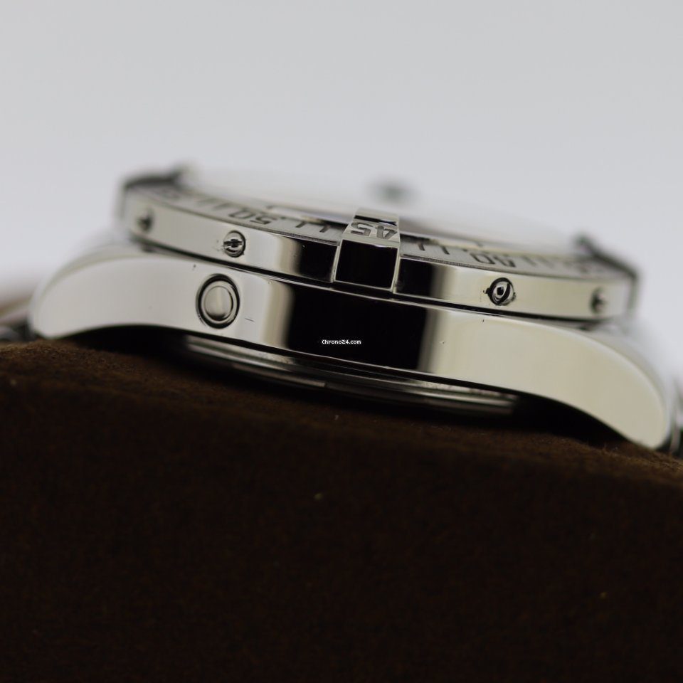 Breitling SuperOcean 42mm Automatic Mens Watch