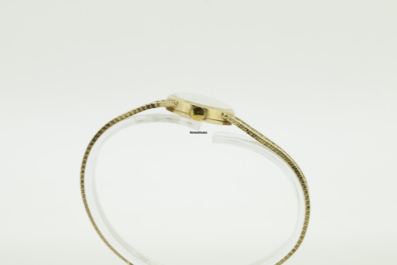 Omega Vintage 9ct Gold Manual Wind Ladies Watch