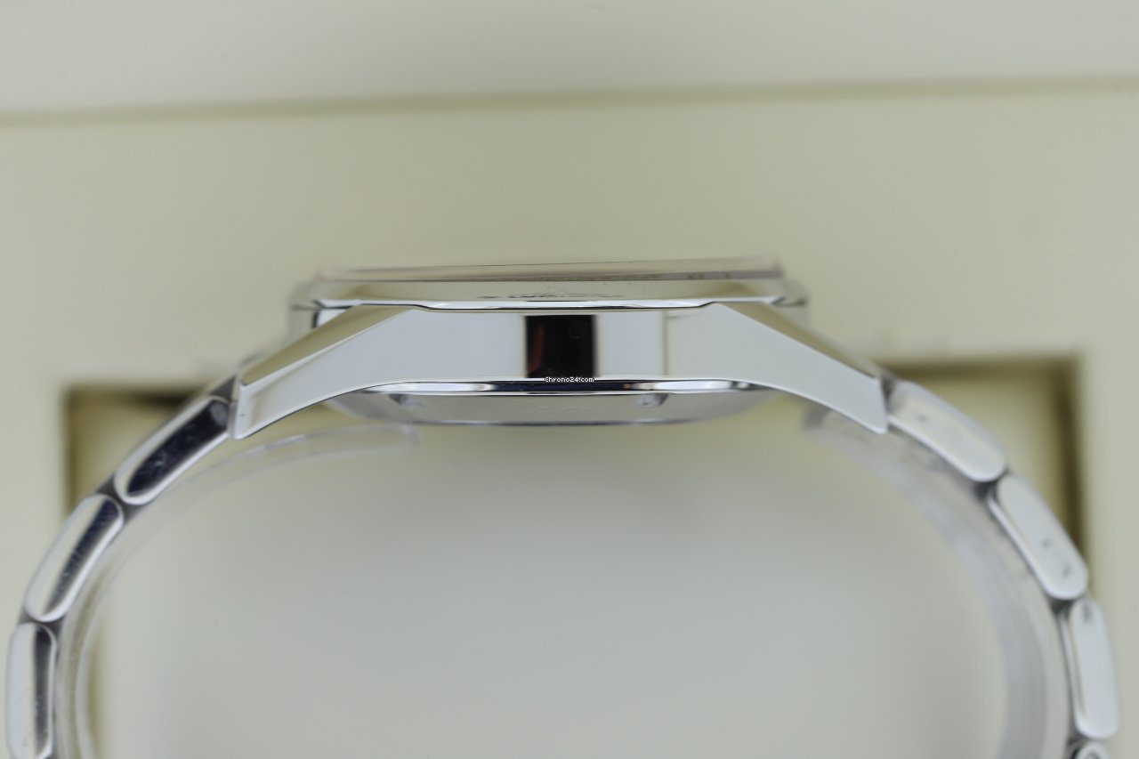 TAG Heuer Carrera Calibre 5 Automatic Watch WAR211A