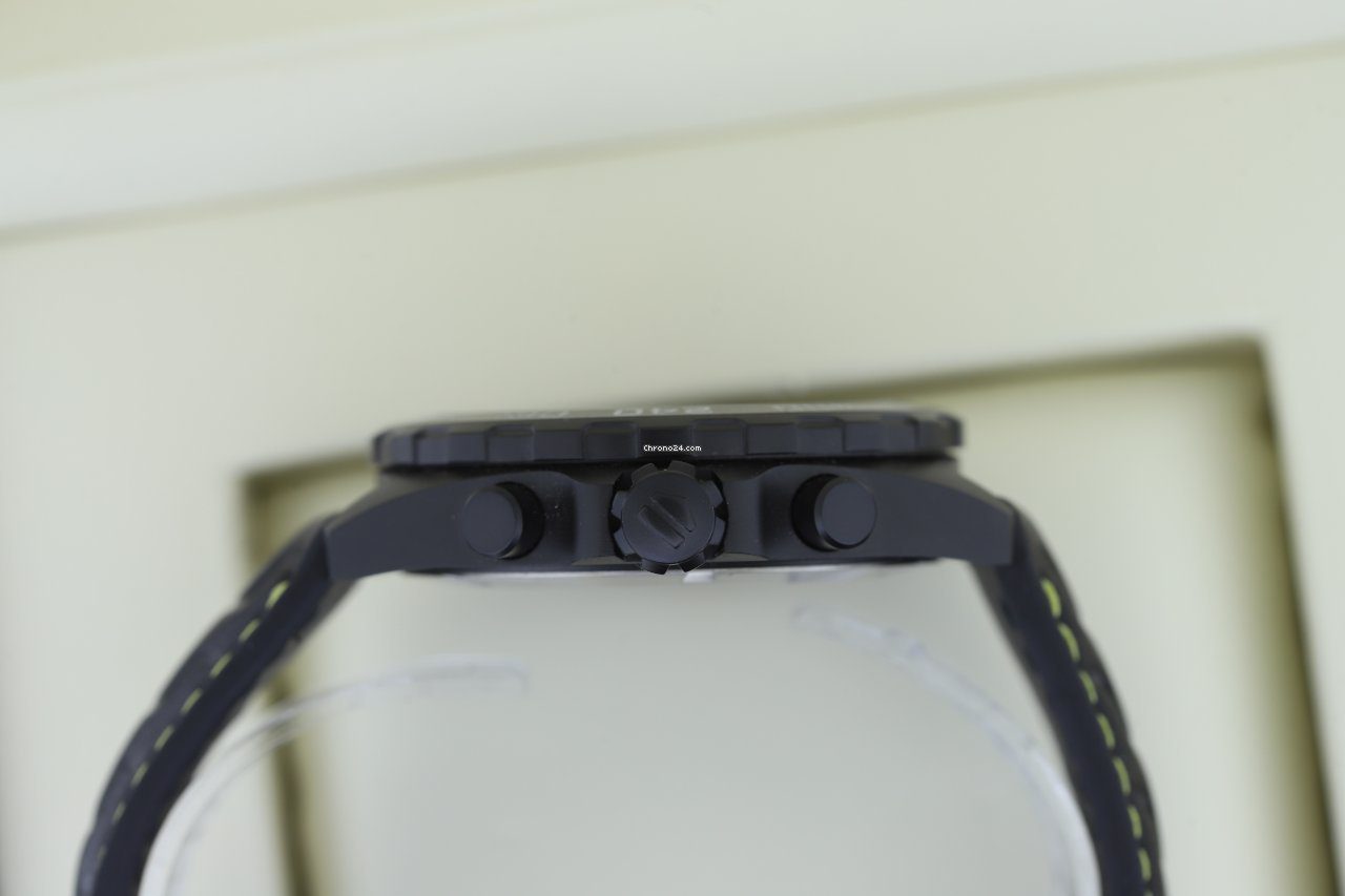 TAG Heuer Formula 1 Senna Special Edition Titanium Quartz Watch