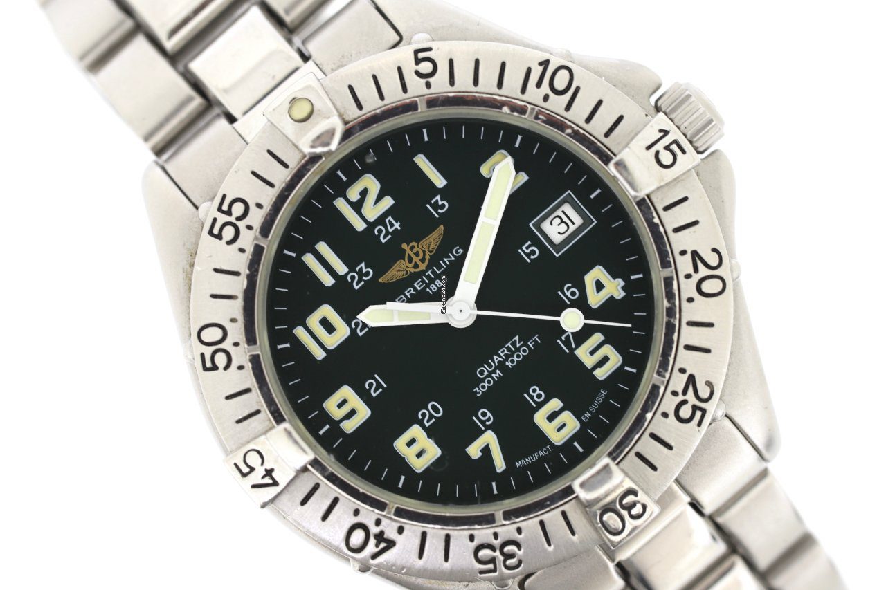 Breitling Colt GREEN Dial Quartz Watch