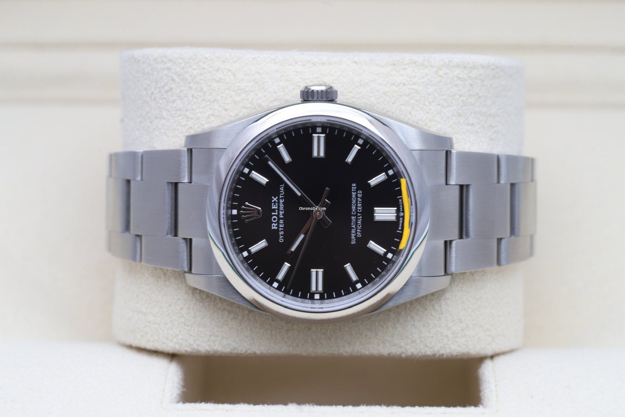 Rolex Oyster Perpetual 36 April 2022 Box/Papers