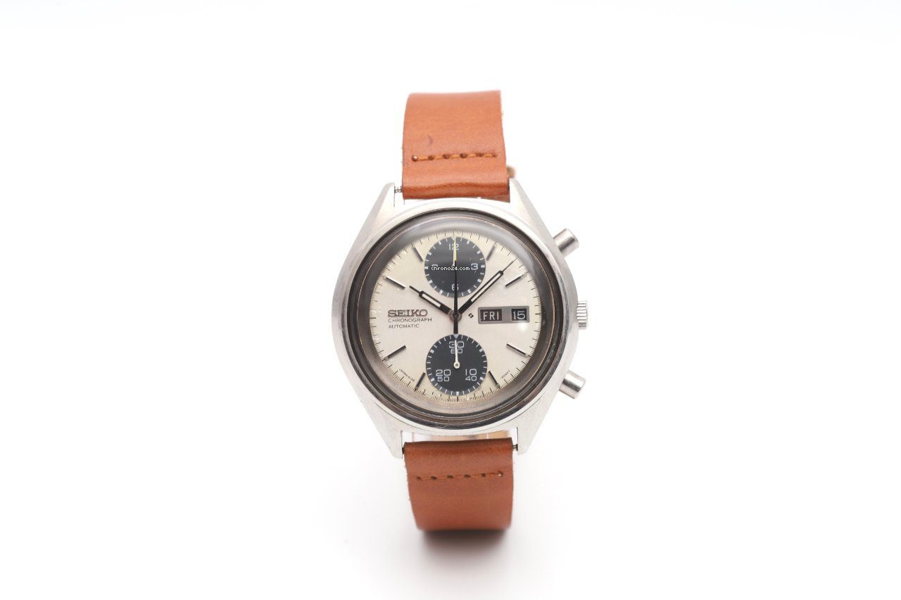 23417490-mhkwjcwvkg9m2wbioibnzsdm-ExtraLarge SEIKO Panda Chronograph VINTAGE Automatic Watch