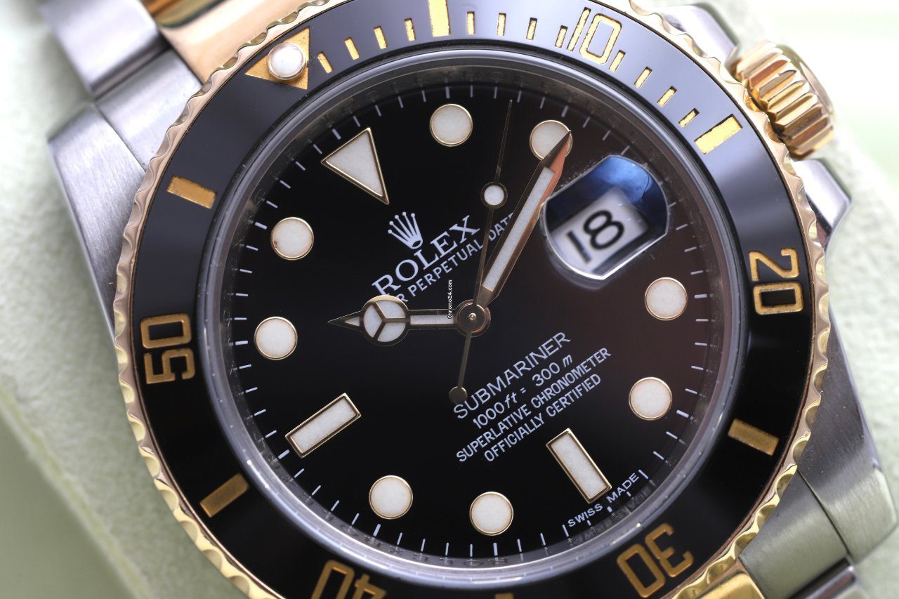Rolex Submariner Date Steel & Gold Black 116613LN Box/Papers