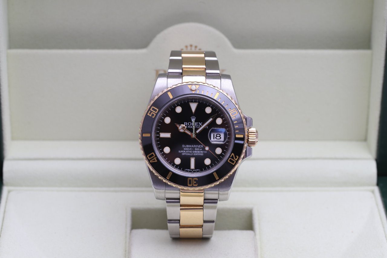 Rolex Submariner Date Steel & Gold Black 116613LN Box/Papers