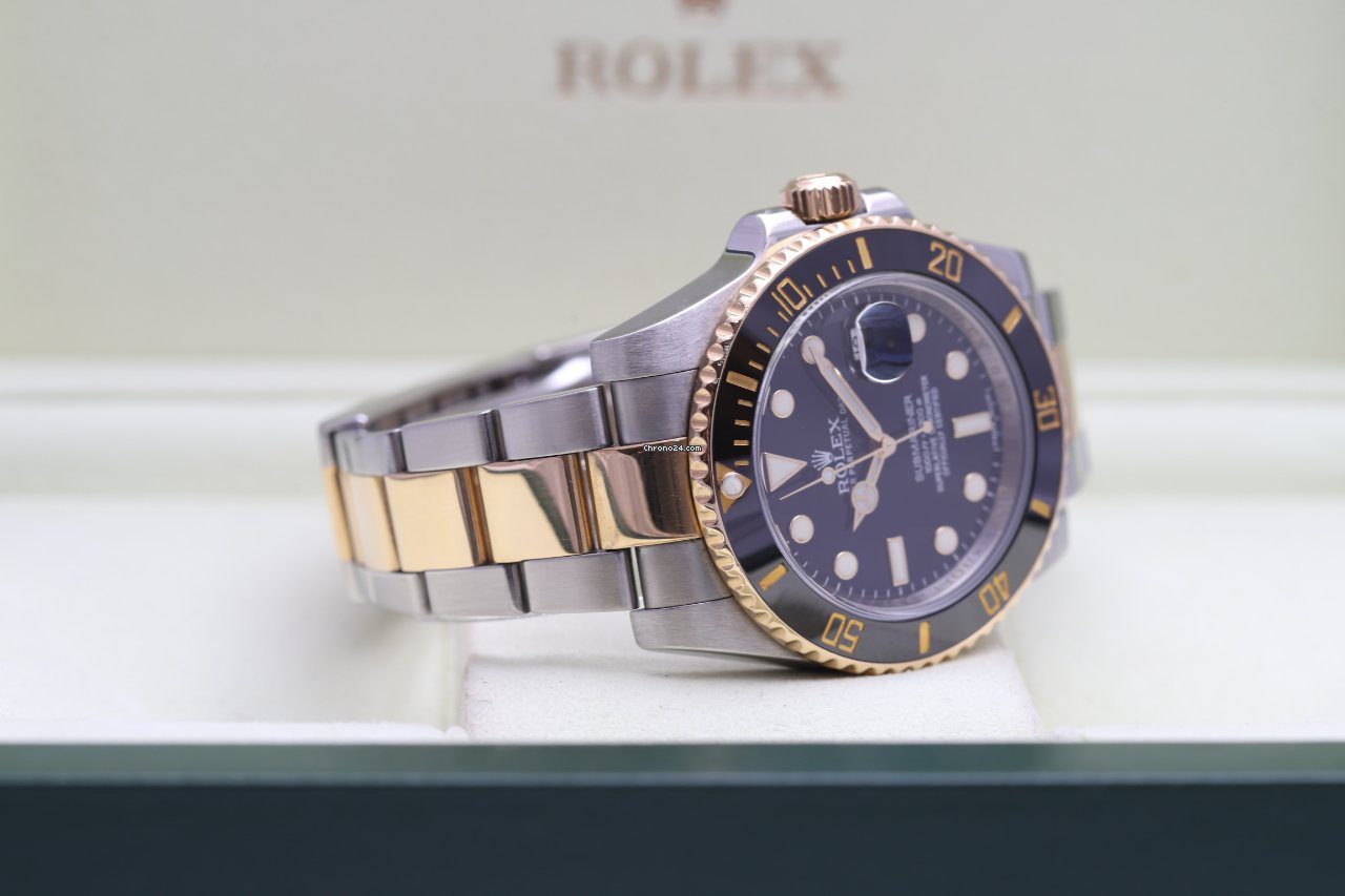 Rolex Submariner Date Steel & Gold Black 116613LN Box/Papers