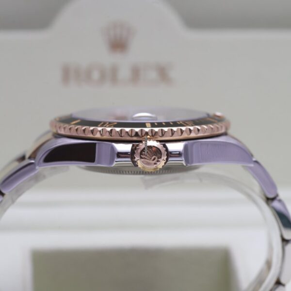 Rolex Submariner Date Steel & Gold Black 116613LN Box/Papers