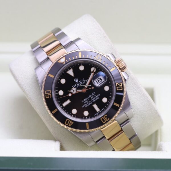 Rolex Submariner Date Steel & Gold Black 116613LN Box/Papers