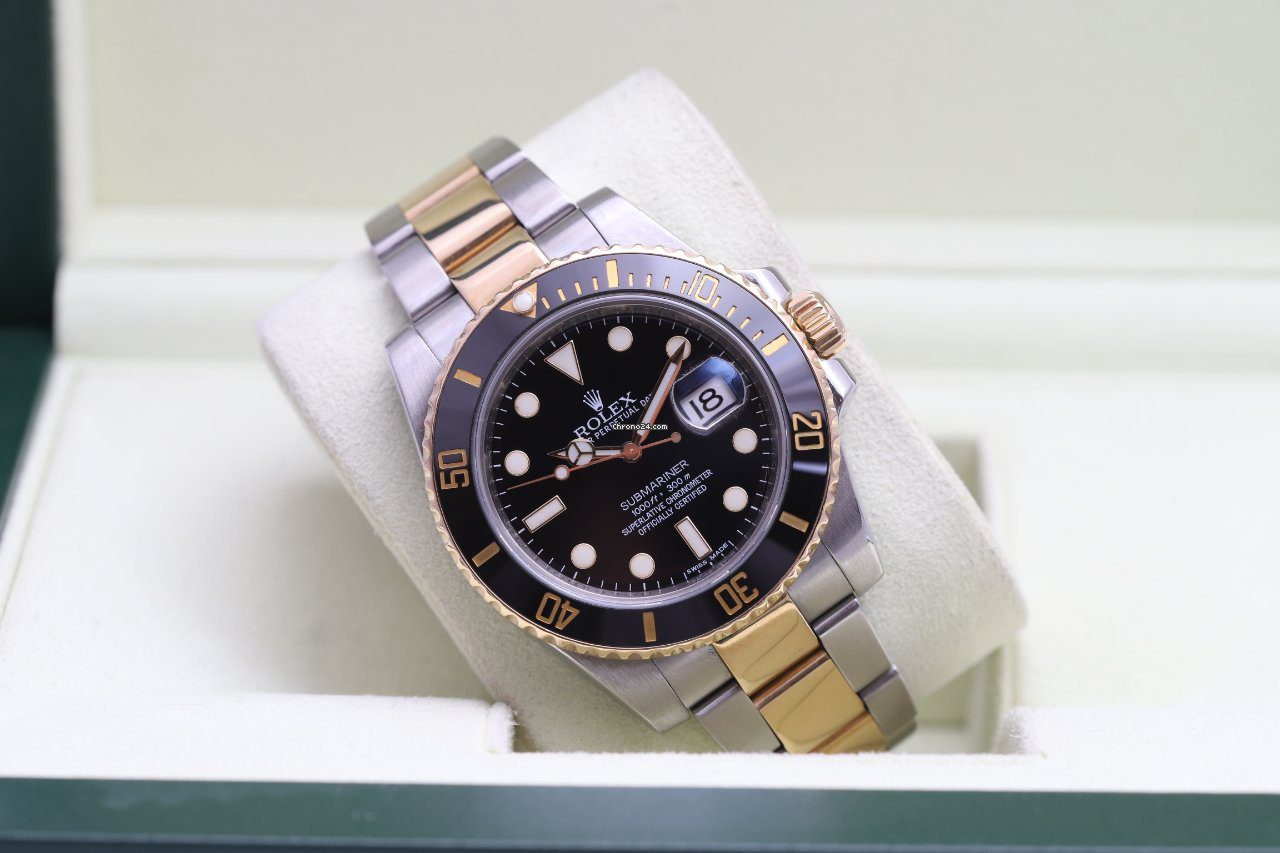 Rolex Submariner Date Steel & Gold Black 116613LN Box/Papers