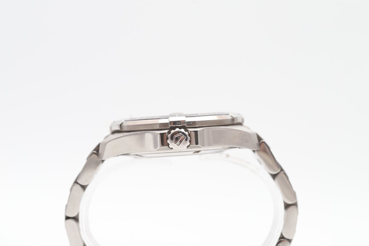 TAG Heuer Aquaracer Calibre 5 Black Automatic Watch WAY201A