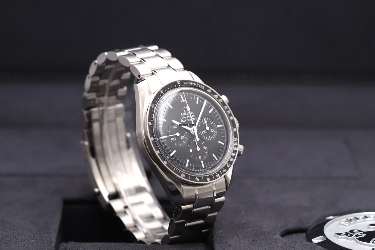 OMEGA Speedmaster Professional Moonwatch Manual Wind Watch 3570.50.00 2015