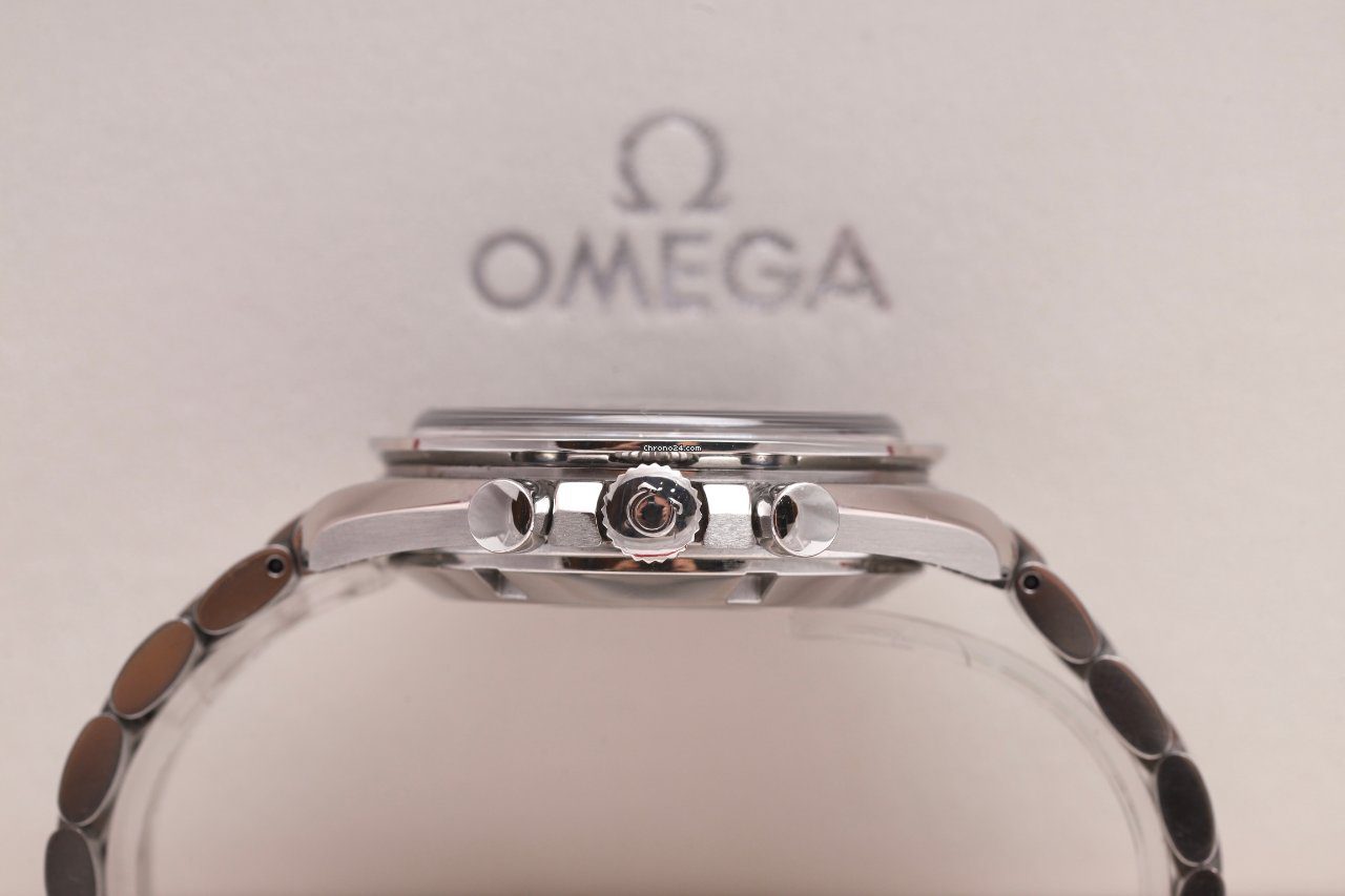 OMEGA Speedmaster Racing Manual Wind Watch 35525900