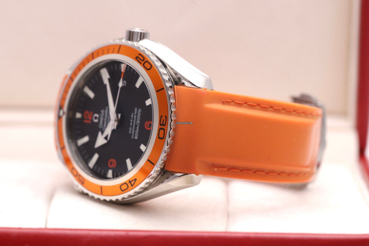 OMEGA Seamaster Planet Ocean Automatic Watch 22085000