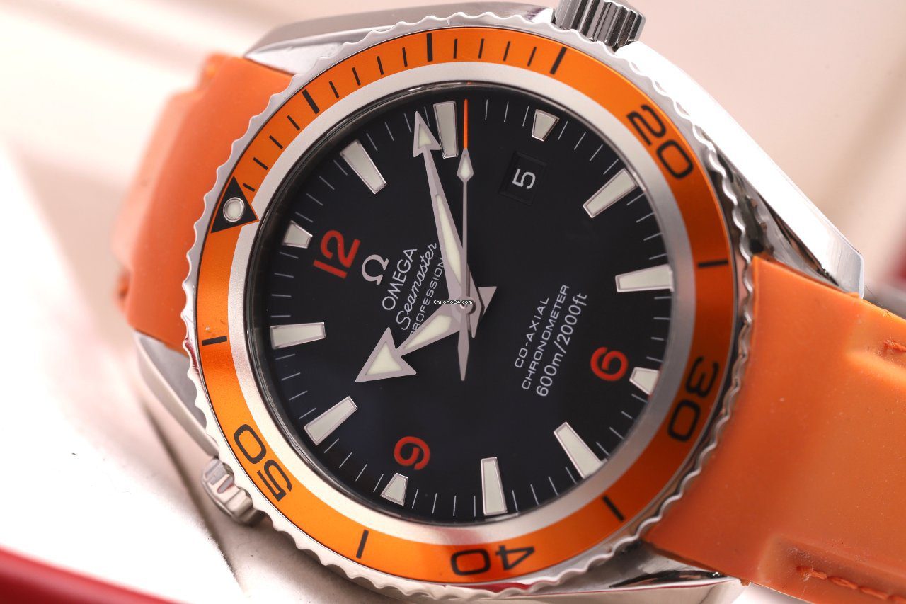 OMEGA Seamaster Planet Ocean Automatic Watch 22085000