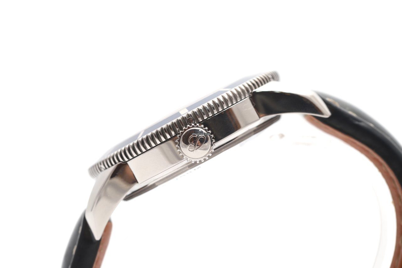 23581644-bdaxuaeare77502n76z6tctz-ExtraLarge Breitling Superocean Heritage 46 Automatic Watch A17320