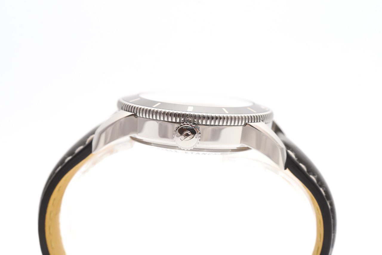 23581752-dwcpwispwzyn6gmajmdhbo8p-ExtraLarge Breitling Superocean Heritage 44 Ceramic Automatic Watch AB2030