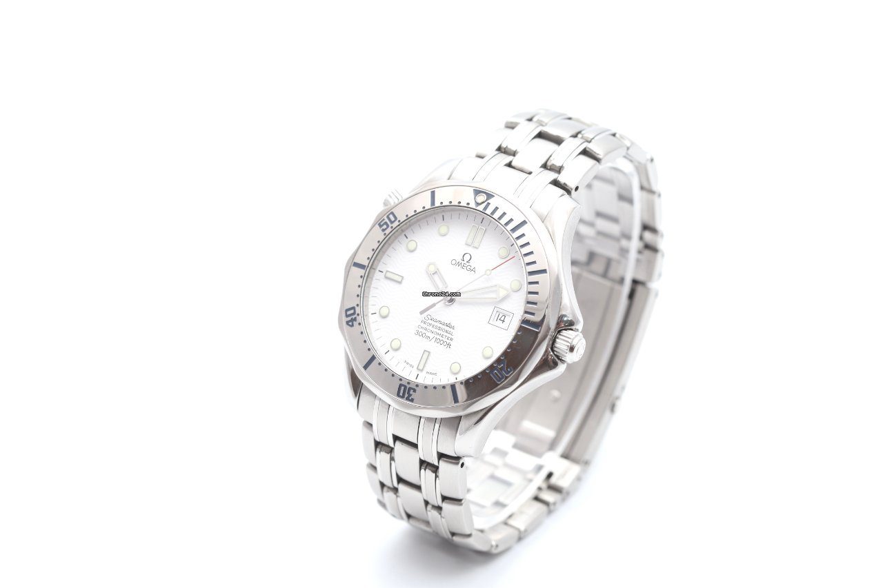 OMEGA Seamaster White Wave Dial Automatic Watch 2532.20.00