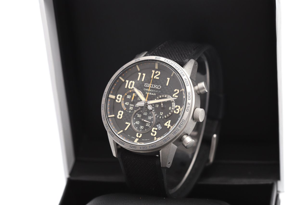 23593155-nouetgmlkxz1kt5q5dmsqjr3-ExtraLarge Seiko Neo Sports Chronograph Quartz Watch 8T63-00P0