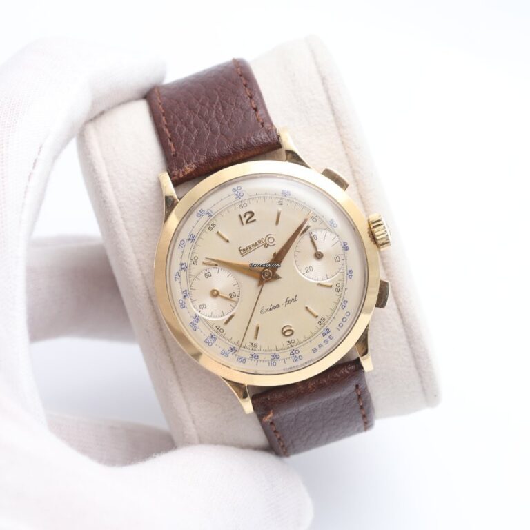 Eberhard & Co Extra-fort Chronograph 18K Yellow Gold Manual Wind Watch 1602-156