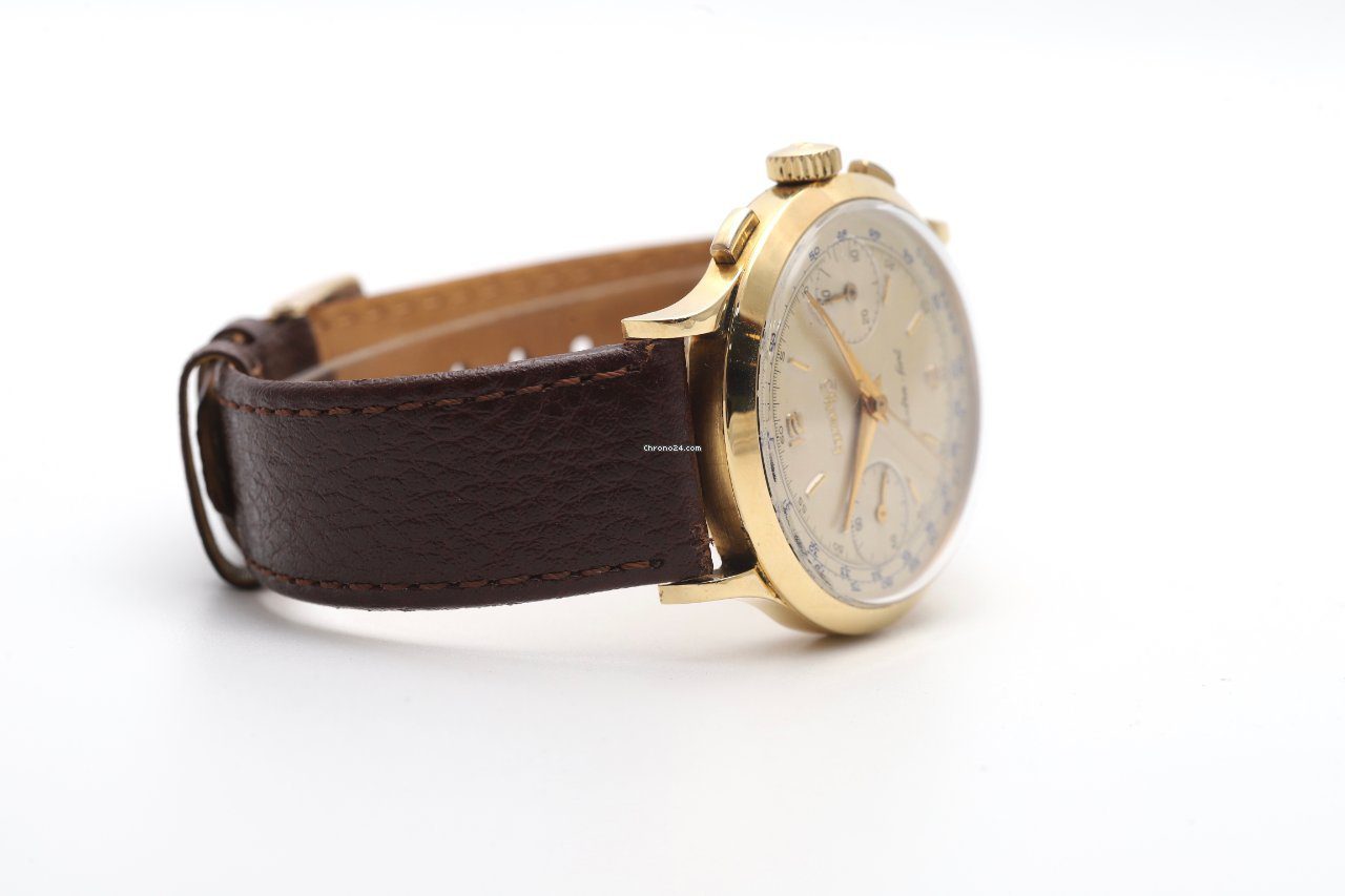 Eberhard & Co Extra-fort Chronograph 18K Yellow Gold Manual Wind Watch 1602-156