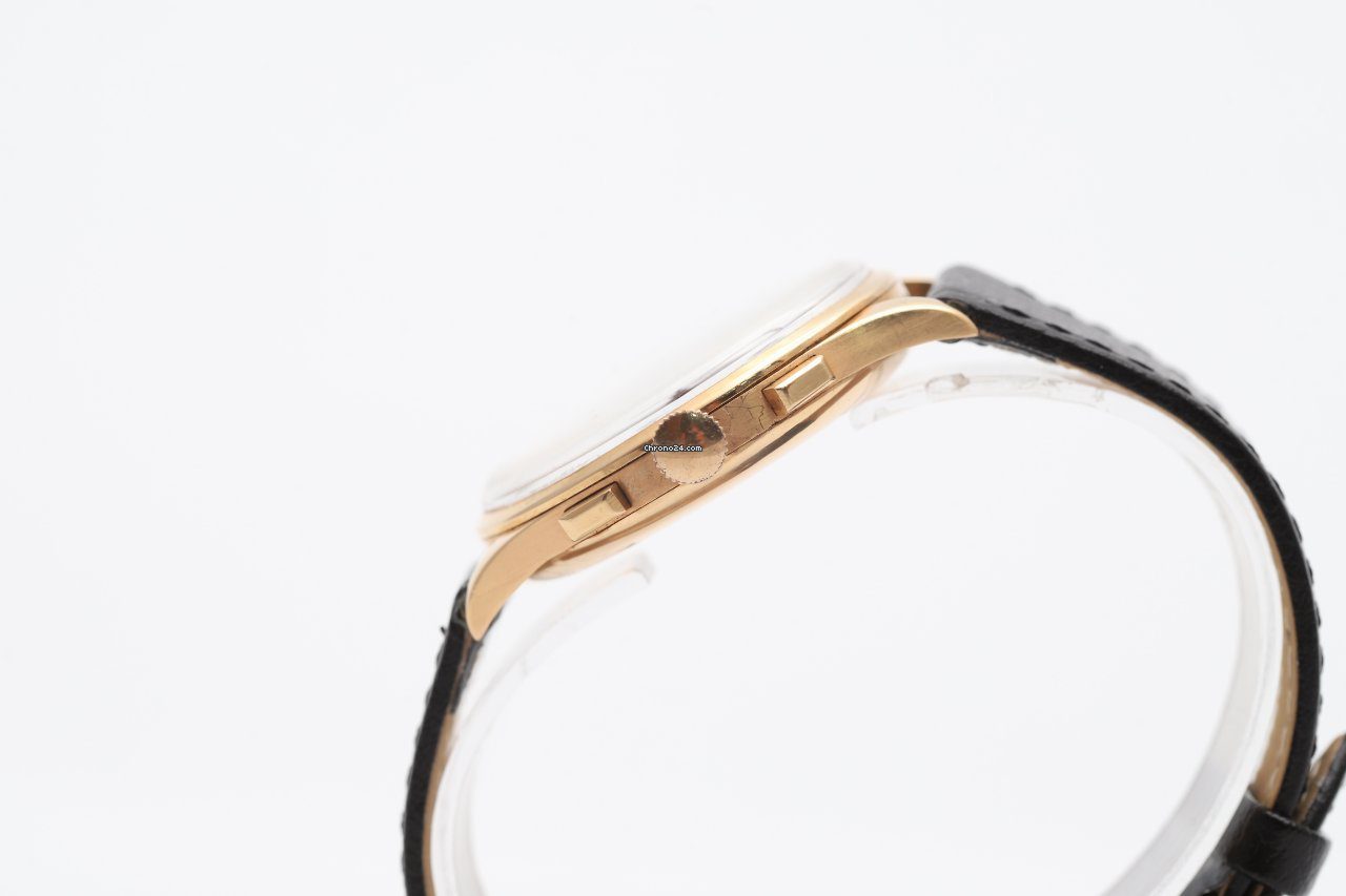 Universal Geneve Uni-compax Vintage Manual Wind Watch 124103