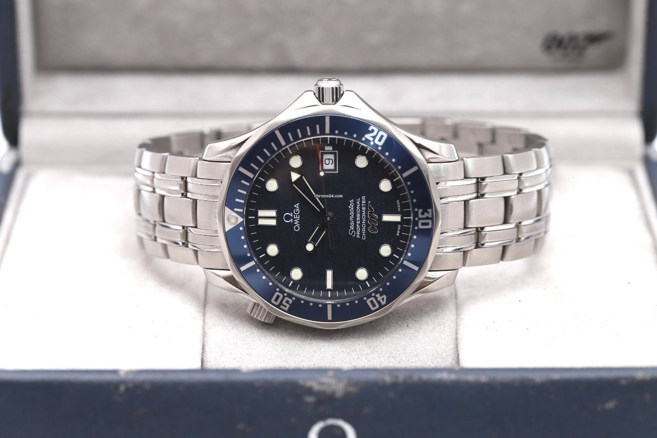 OMEGA Seamaster 40 Years of James Bond 007 Limited Edition Automatic Watch