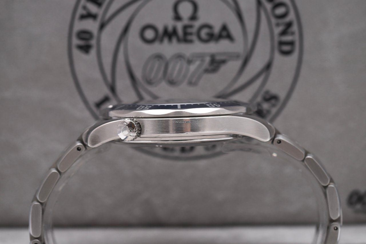 OMEGA Seamaster 40 Years of James Bond 007 Limited Edition Automatic Watch