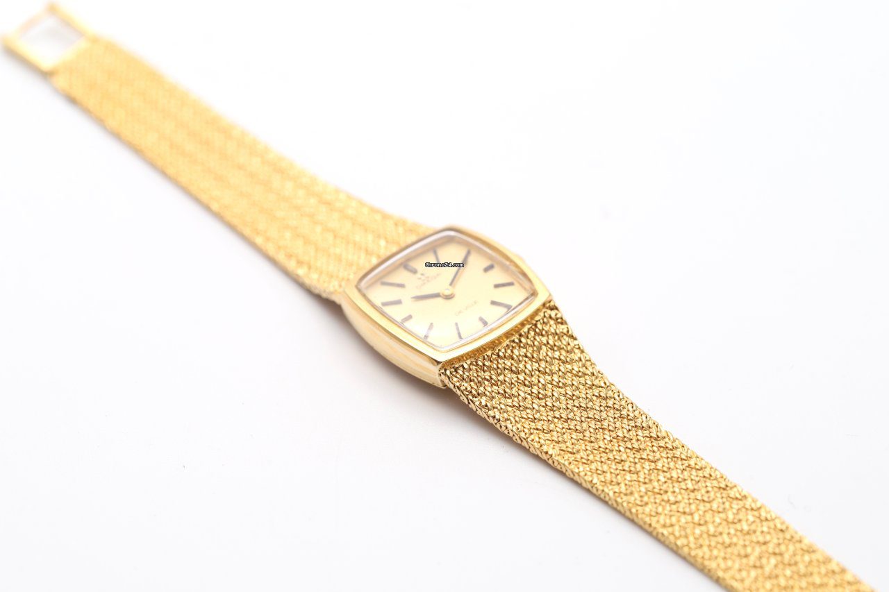 OMEGA De ville 9ct Yellow Gold Manual Wind 1970s Vintage Watch