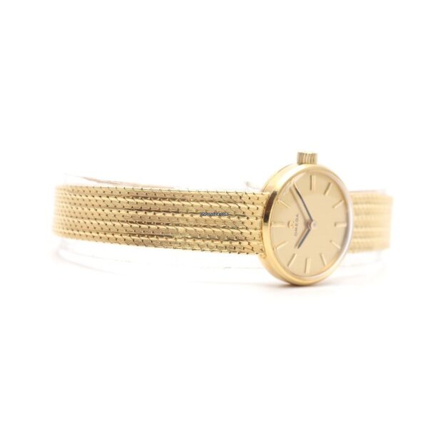 OMEGA Vintage 18K Yellow Gold 1970s Manual Wind Ladies Watch