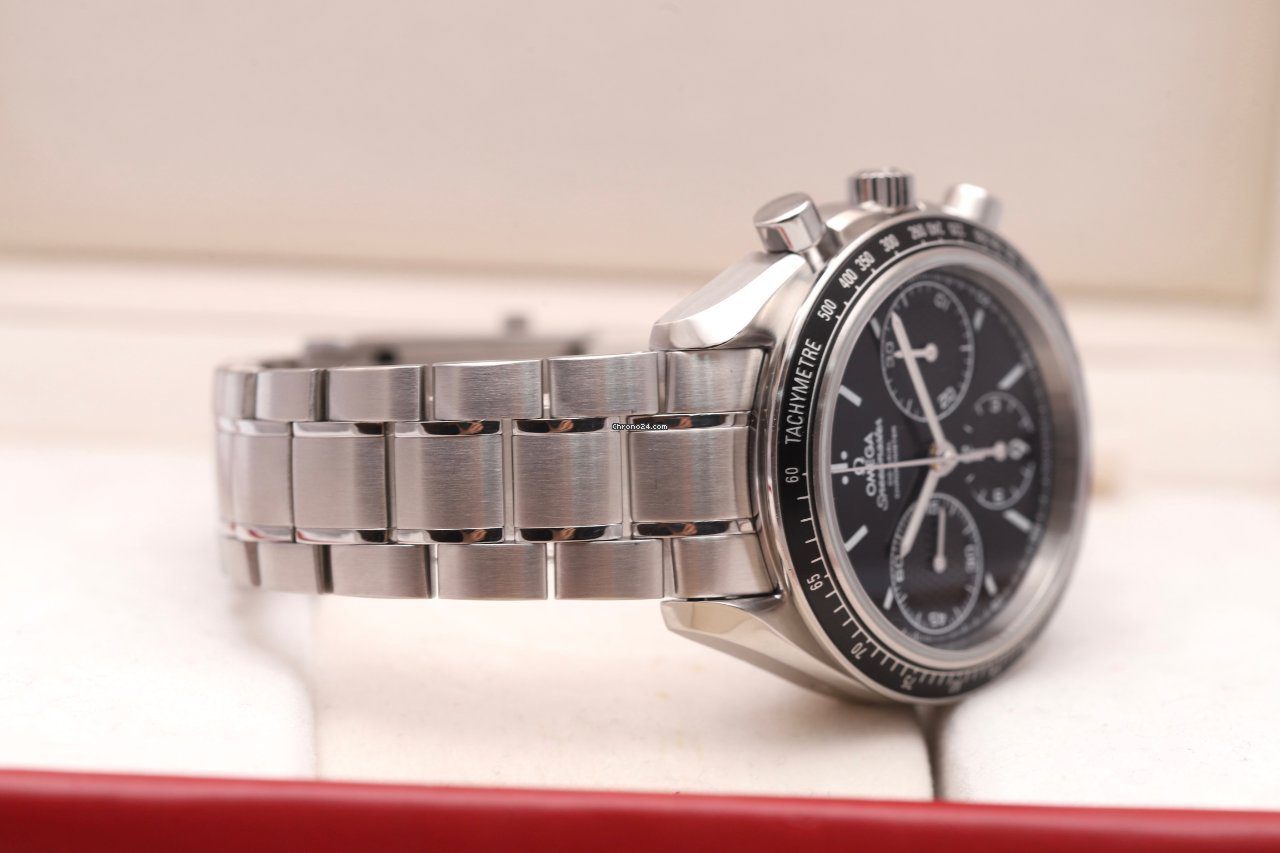 23843342-219j4skaqj4geg09rcs6l6zb-ExtraLarge OMEGA Speedmaster Racing Chronograph Automatic Watch