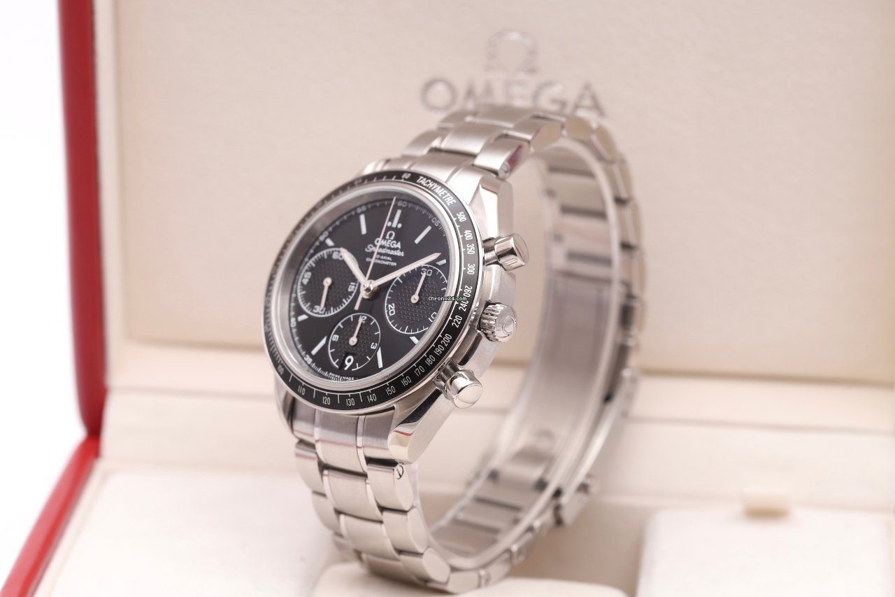 23843342-iau5wkzth0to6cb4qkxglbia-ExtraLarge OMEGA Speedmaster Racing Chronograph Automatic Watch