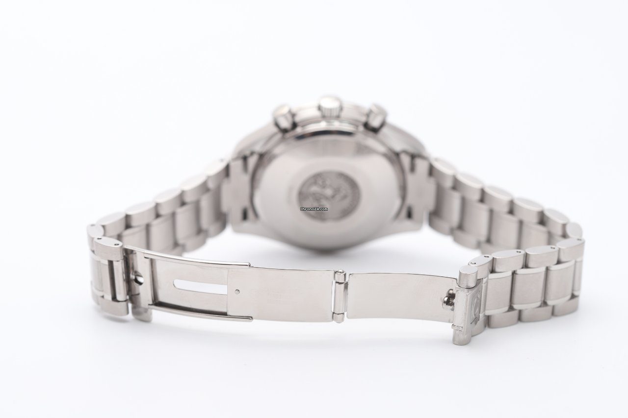 23843431-jcpum24cvum6eoruzc2tra6g-ExtraLarge OMEGA Speedmaster Date Chronograph 39mm Automatic Watch 3513.30