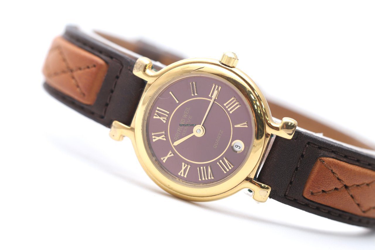 23843519-l0hw0cqdoag0k90pvvg5bs89-ExtraLarge Raymond Weil Traditional 18K Gold Plated ladies Quartz Watch 9936