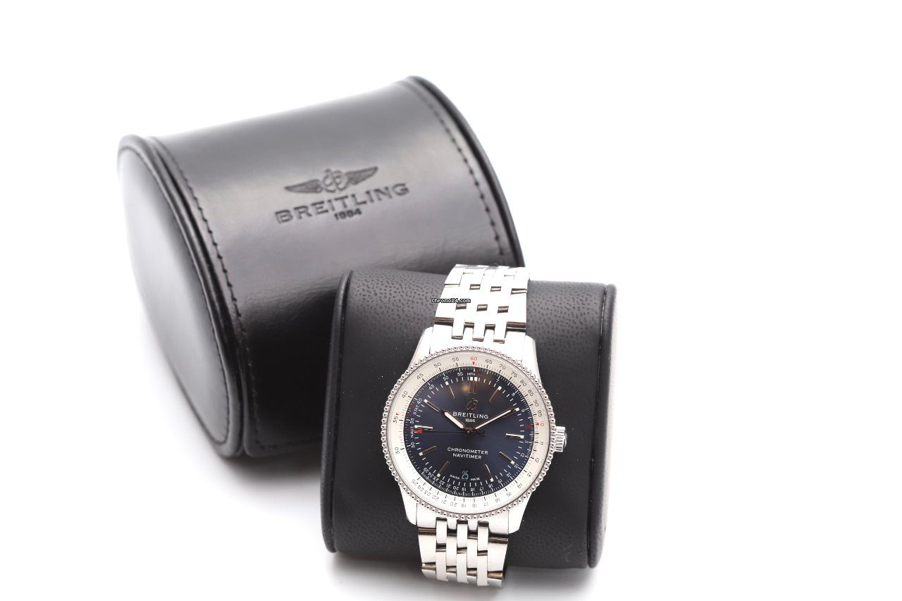 23900126-s12nhuj96bhaeymg18zn5wbt-ExtraLarge Breitling Navitimer 41mm Blue Dial Automatic Watch A17326