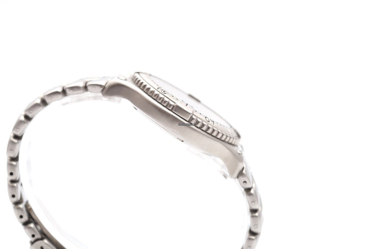 Zenith Defy Vintage Quartz Watch 02.2002