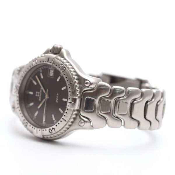 Zenith Defy Vintage Quartz Watch 02.2002