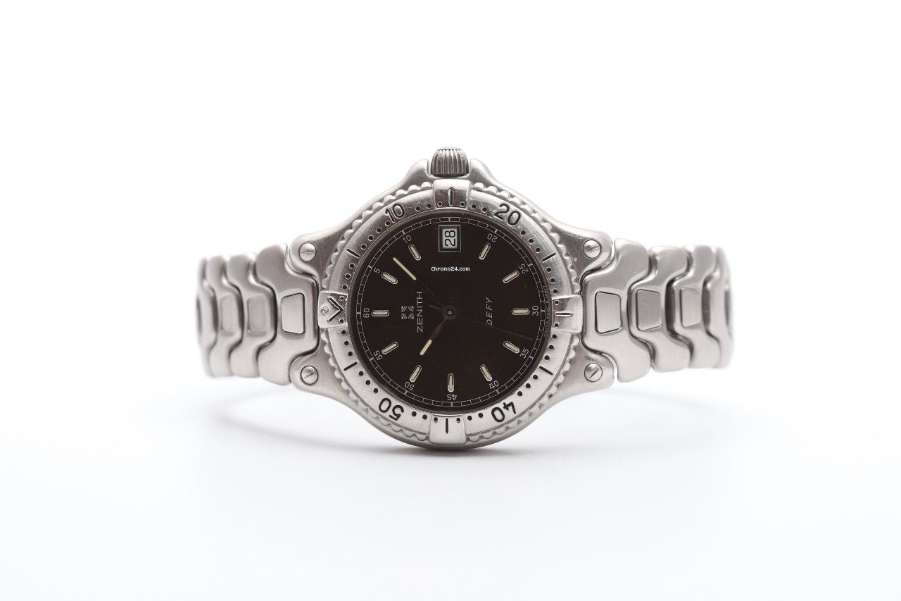 Zenith Defy Vintage Quartz Watch 02.2002