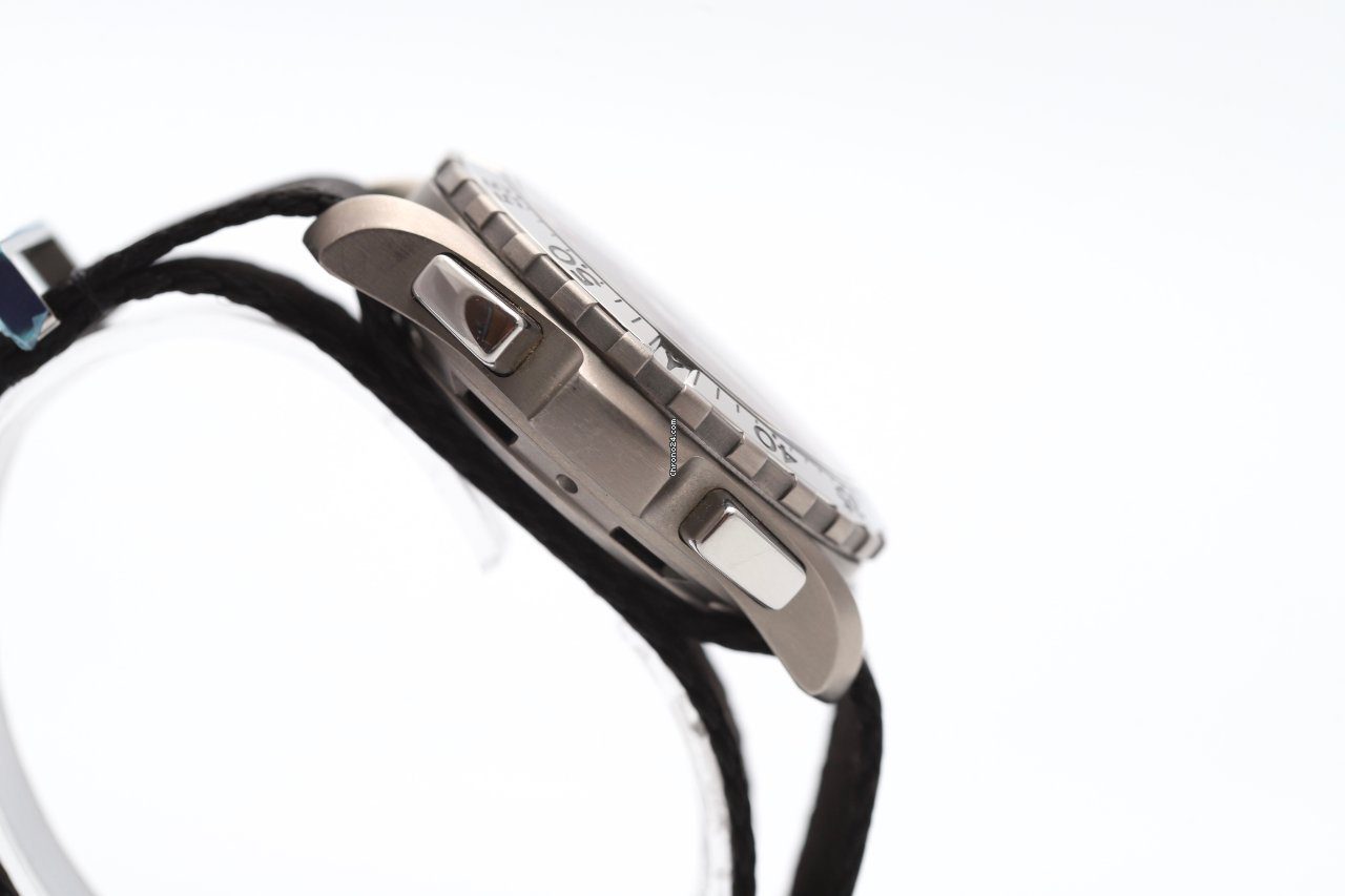 OMEGA Speedmaster X-33 Titanium Case with Nato Strap Digital Quartz Watch 32905000