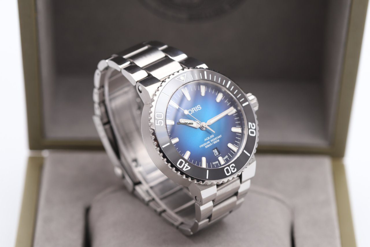 ORIS Aquis Date Clipperton Limited Edition 0047/2000 Automatic Watch
