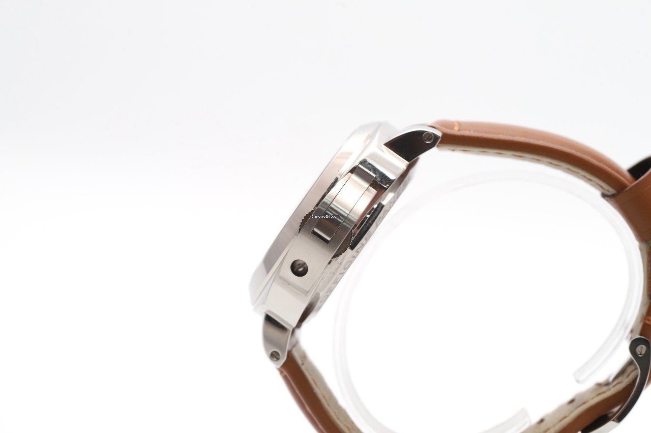 Panerai Luminor Marina 44mm Manual Wind Watch PAM00111