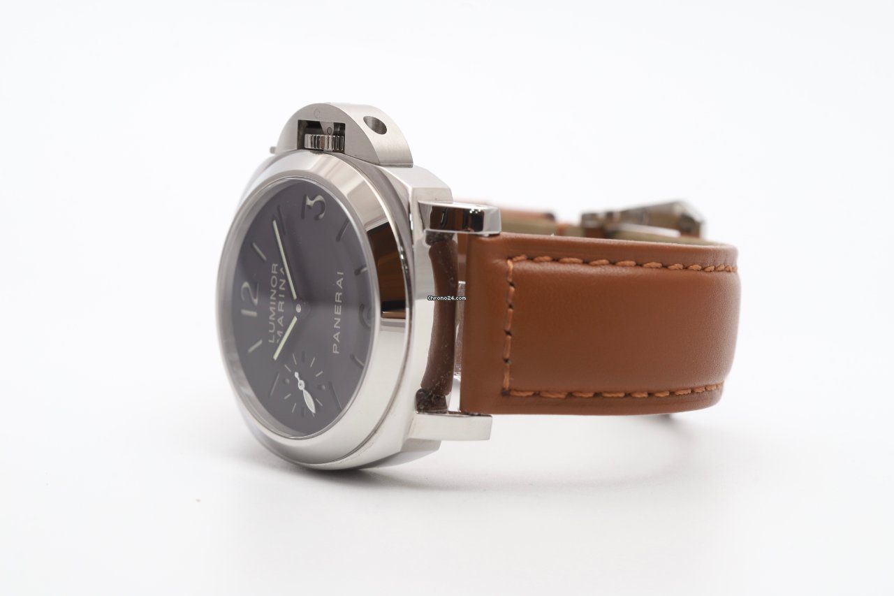 Panerai Luminor Marina 44mm Manual Wind Watch PAM00111