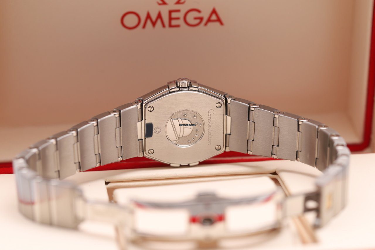 23964924-itx13iox7twiu1figgxmy6hb-ExtraLarge OMEGA Constellation 0.34ct Diamond Ladies Quartz Watch