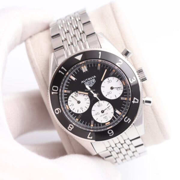 Heuer 02 Autavia Heritage Chronograph Automatic Watch CBE2110